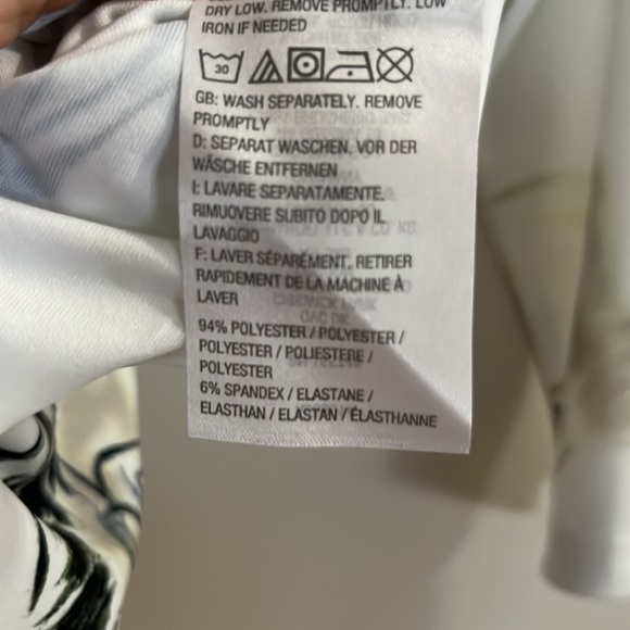 Attitudes by Renee Large NWT Patterned Tunic Top - Picture 6 of 6